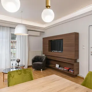 https://white-suite-armonia.hotelschalkidiki.net